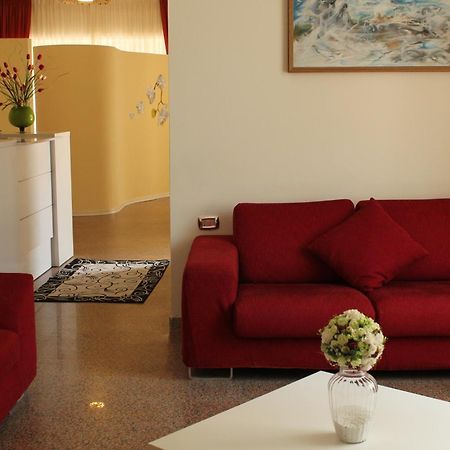 Hotel Solaris Giulianova Exterior foto