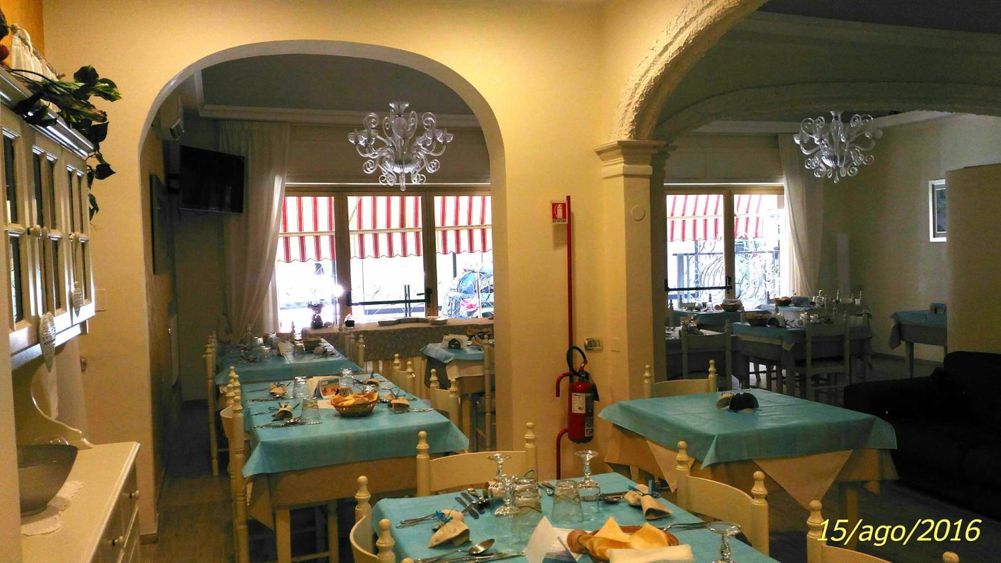 Hotel Solaris Giulianova Exterior foto